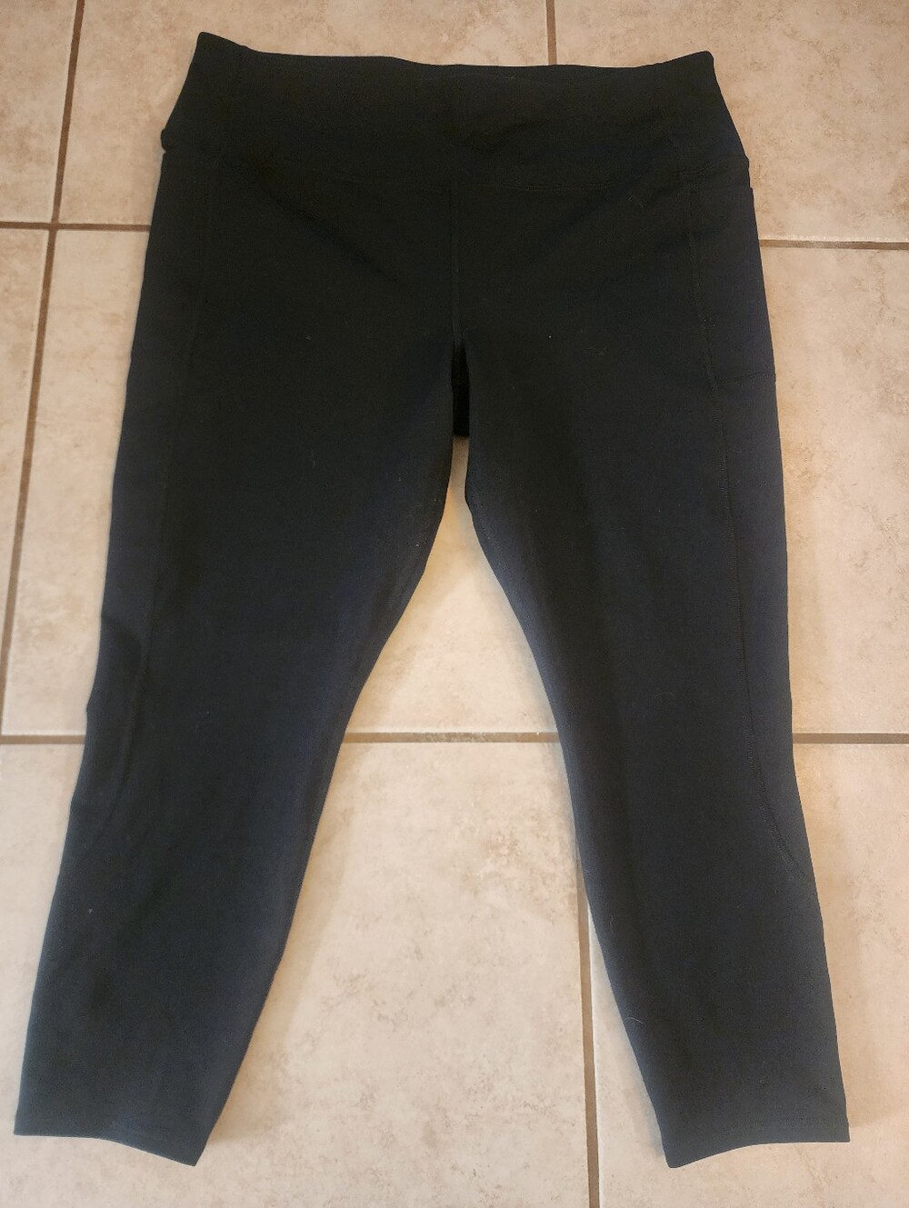 Womens Skechers Plus Size Black Cropped Capri Athletic Leggings Size XXL 2X
